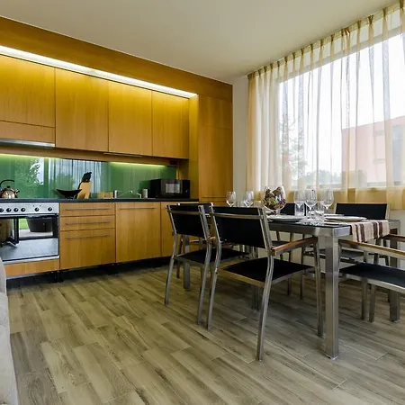 Balatonbee Apartman Apartment